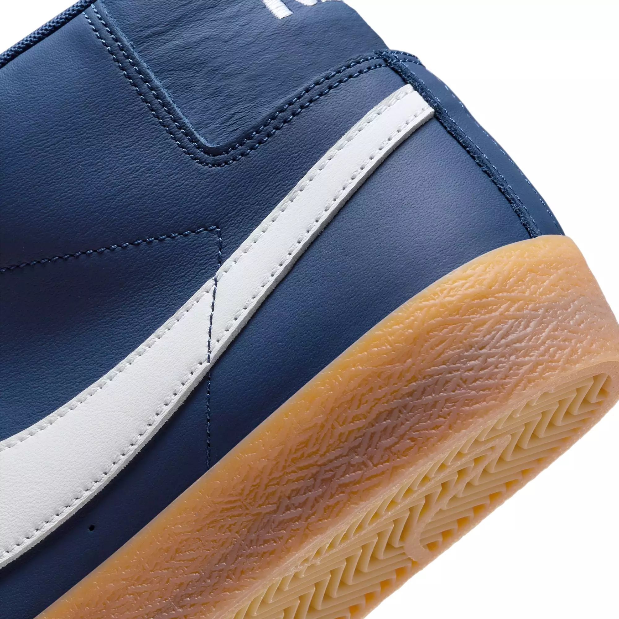 BLAZER MID NAVY / WHITE / GUM LIGHT BROWN