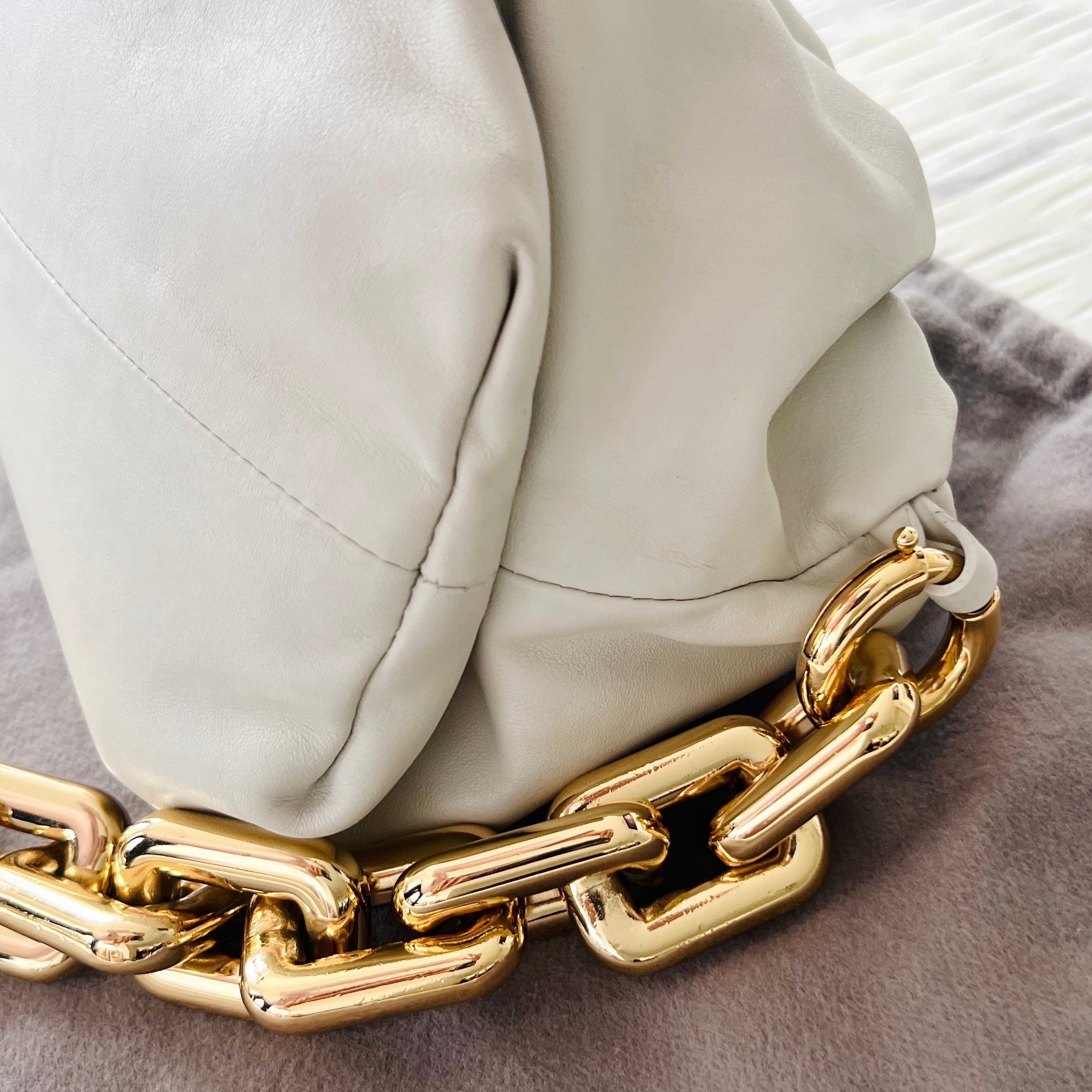 BOTTEGA VENETA  'The Chain Pouch' Clutch