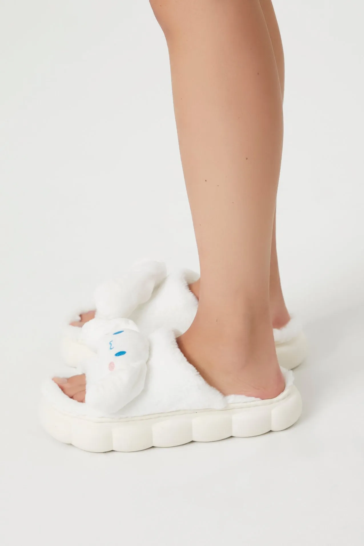 Cinnamoroll Plush Slippers