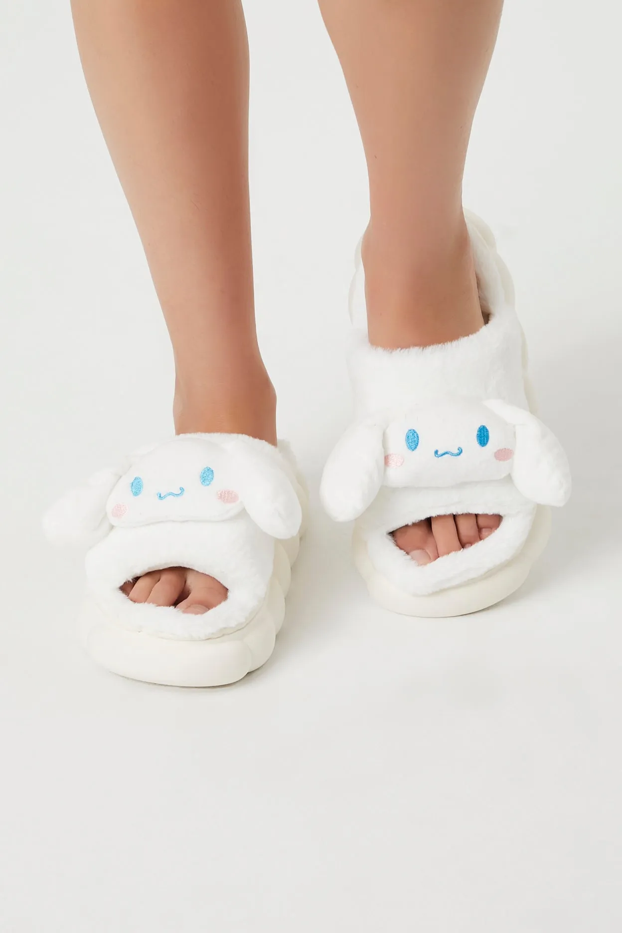 Cinnamoroll Plush Slippers