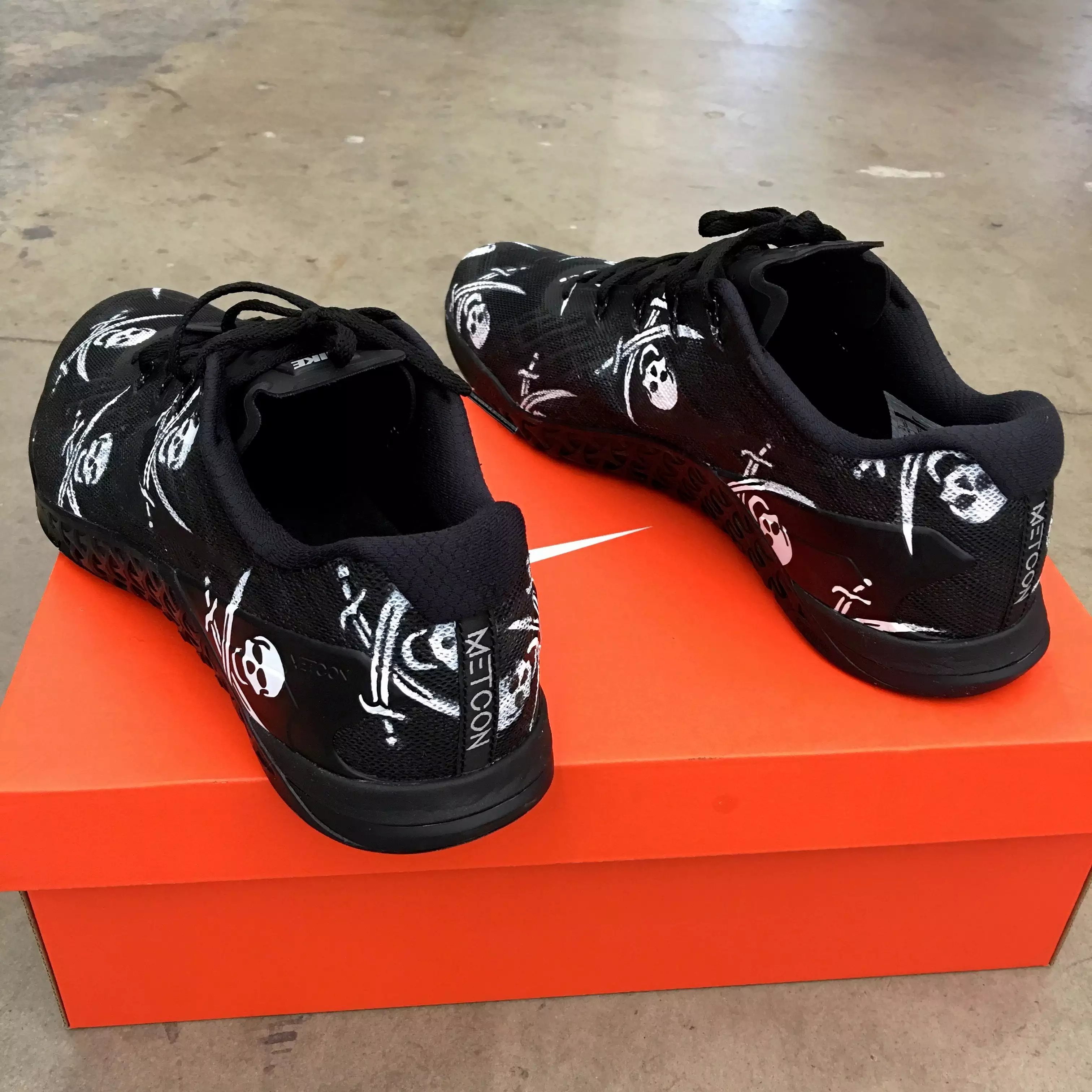 Custom Hand Painted Crossbones Skull Nike Metcon Crossfit Shoe