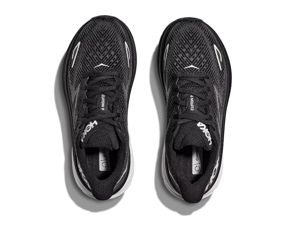 'Hoka' Men's Clifton 9 - Black / White