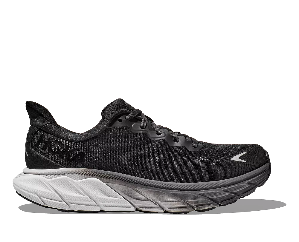 'HOKA' Women's Arahi 6 - Black / White