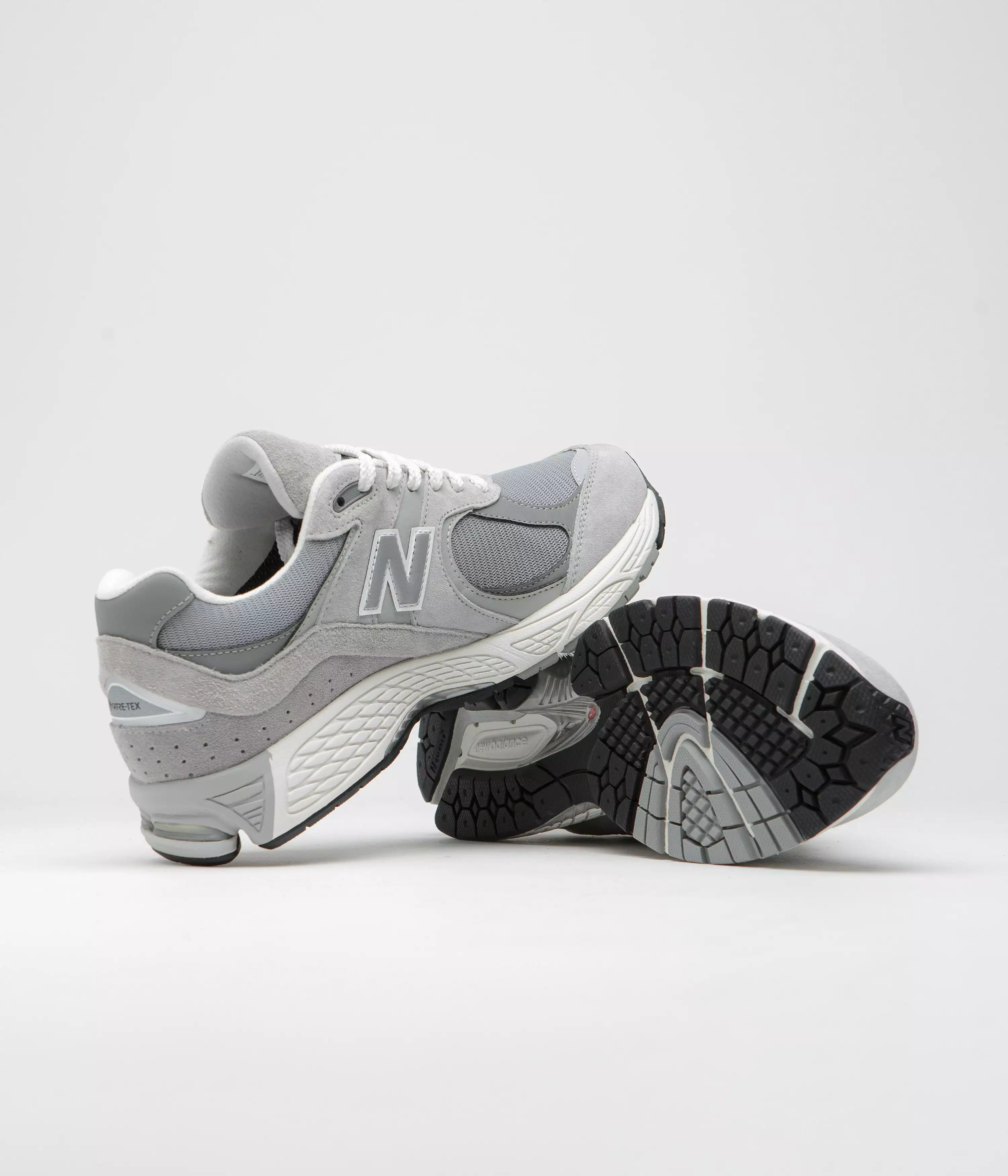 New Balance 2002R Shoes - Concrete / Harbor Grey