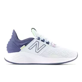 'New Balance' Women's Fresh Foam Roav - Ice Blue / Vintage Indigo