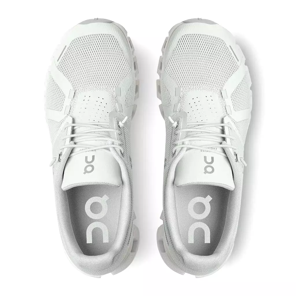 'On Running' Women's Cloud 5 - Ice / White